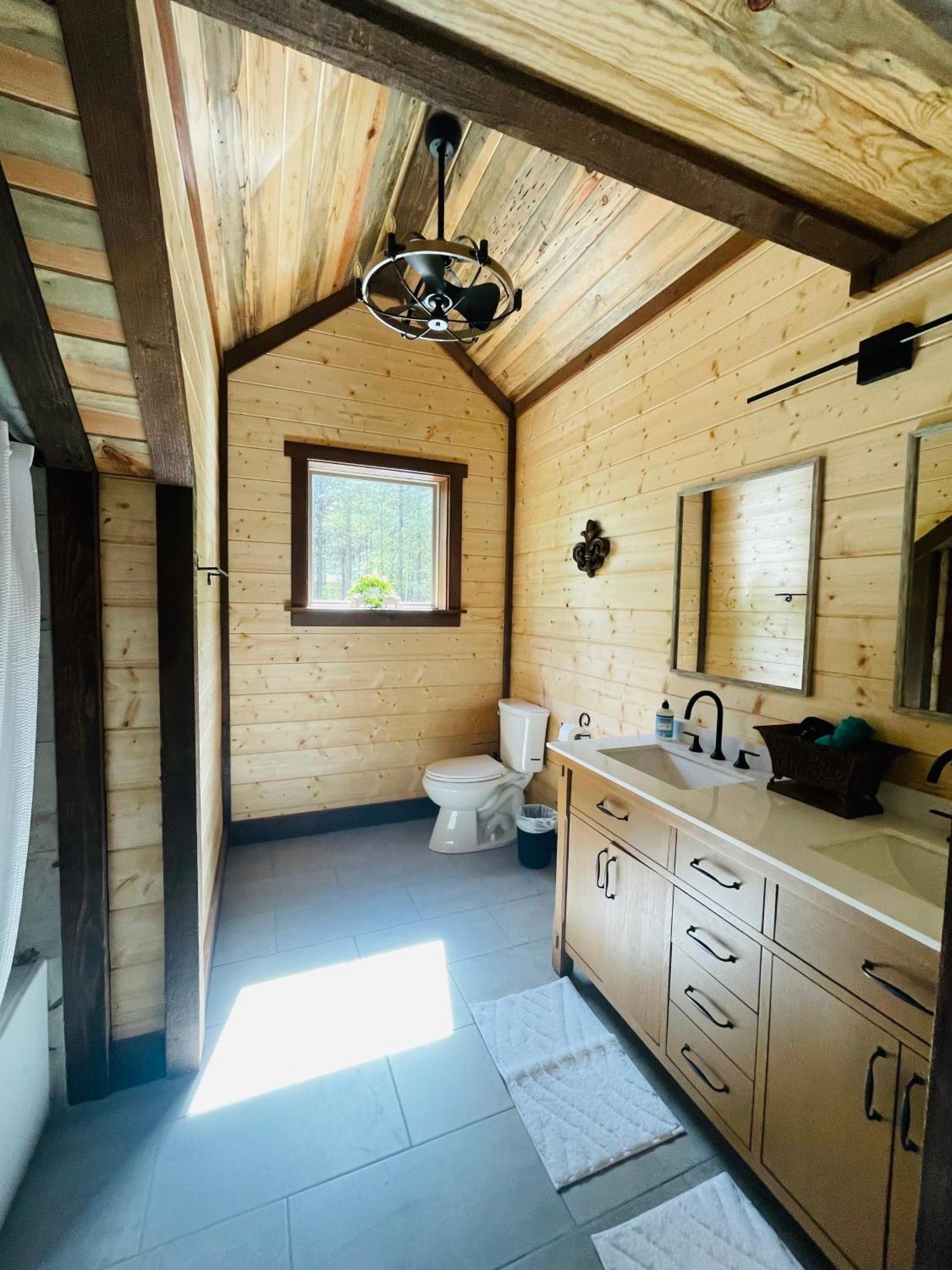 Wolf Creek Luxury Cabin بروكن بو المظهر الخارجي الصورة